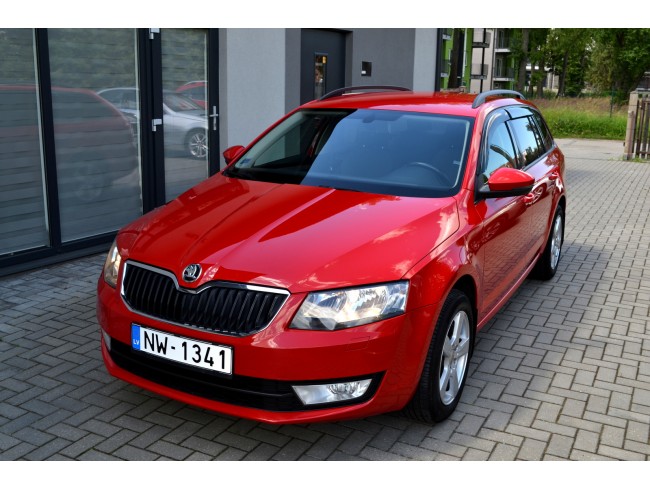 Skoda Octavia Combi, 1.4 benzīns 110kw, Automāts, 173400km, 04.2016.g