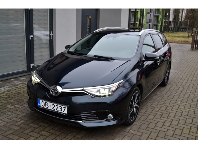 Toyota Auris, 1.6 benzīns 97kw, Automāts, 230200km, 03.2018.g