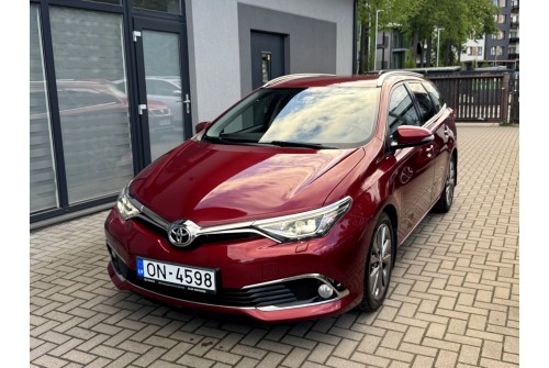 Toyota Auris, 1.6 benzīns 97kw, Automāts, 236300km, 01.2017.g