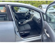 Toyota Auris, 1.6 benzīns 91kw, Automāts, 136400km, 10.2007.g