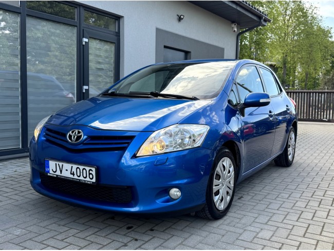 Toyota Auris, 1.4 dīzelis 66kw, 6-Ātrumi, 317000km, 07.2011.g