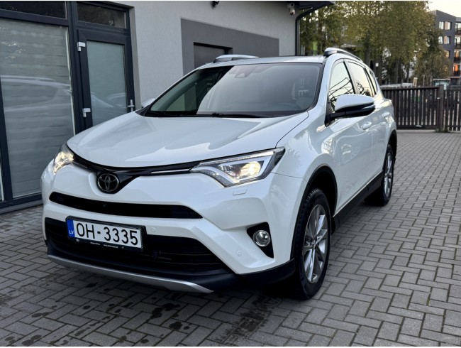 Toyota RAV4, 2.0 benzīns 112kw, Automāts, 211000km, 01.2016.g